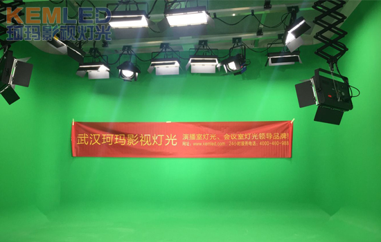 华中科技大学文华学院虚拟演播室灯光工程案例图一