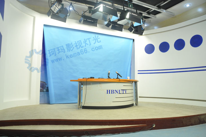 华中师范大学黄石分校实景演播室灯光建设